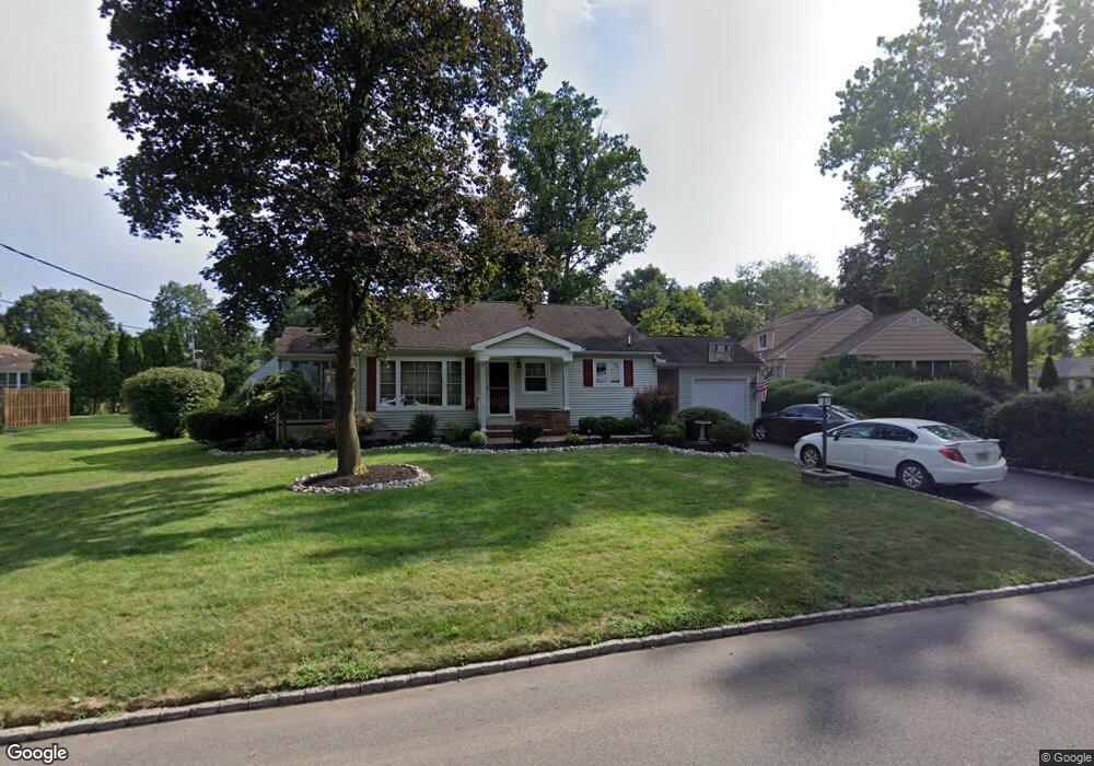 288 Metape Cir N, Bound Brook, NJ 08805 - photo 1