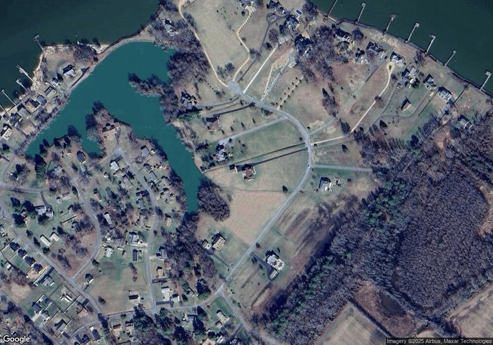 225 Church Point Ln, Colonial Beach, VA 22443 - photo 1