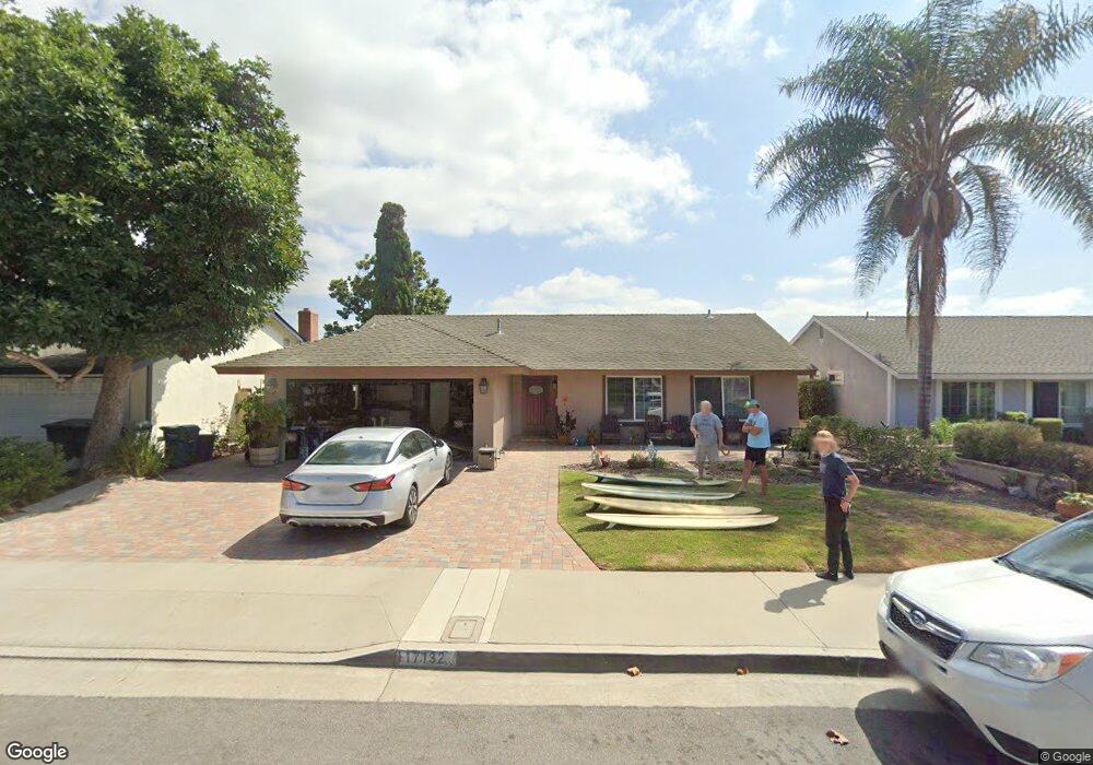 17132 Fraser Ln, Huntington Beach, CA 92647 - photo 1