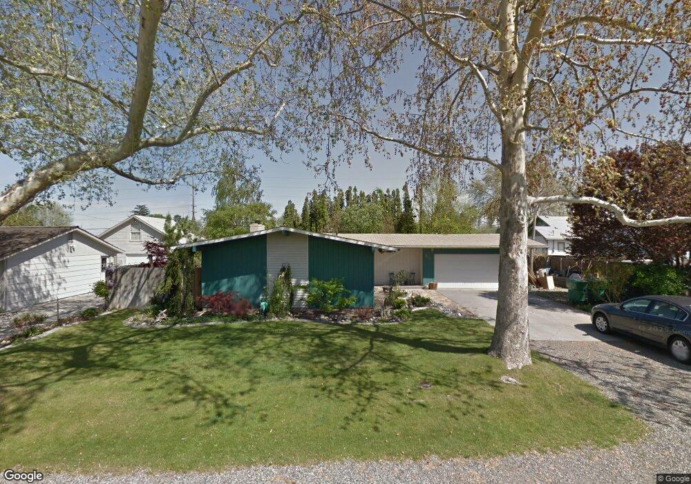 325 S Neel St, Kennewick, WA 99336 - photo 1