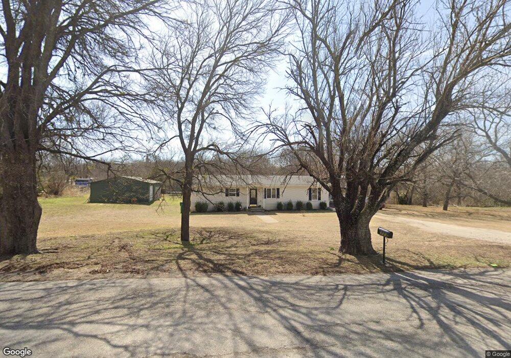 301 W Mulberry St, Decatur, TX 76234 - photo 1