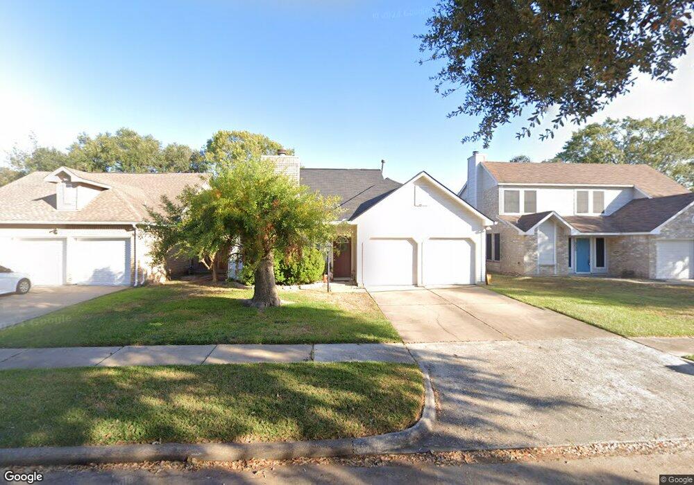 8034 Log Hollow Dr, Houston, TX 77040 - photo 1