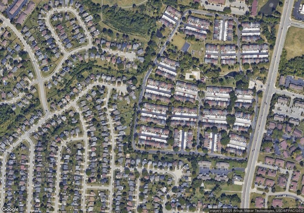 572 Pamlico St, Columbus, OH 43228 - photo 1