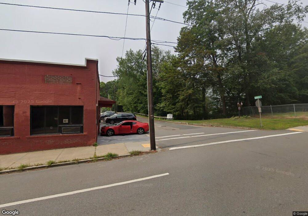 6-8 Gerald Ct unit 1, Cherry Valley, MA 01611 - photo 1