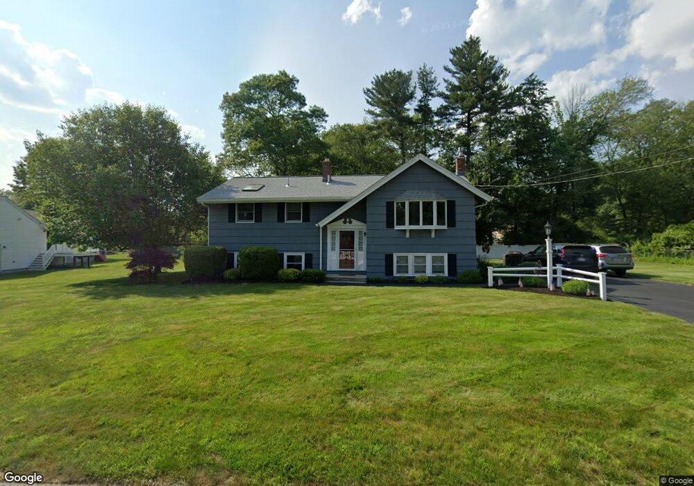 83 Mullen Ln, Dracut, MA 01826 - photo 1