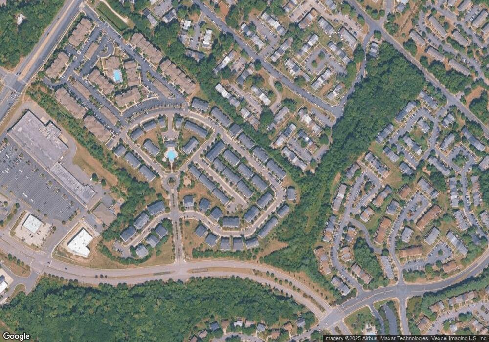 2967 Chinkapin Oak Ln unit 256, Woodbridge, VA 22191 - photo 1