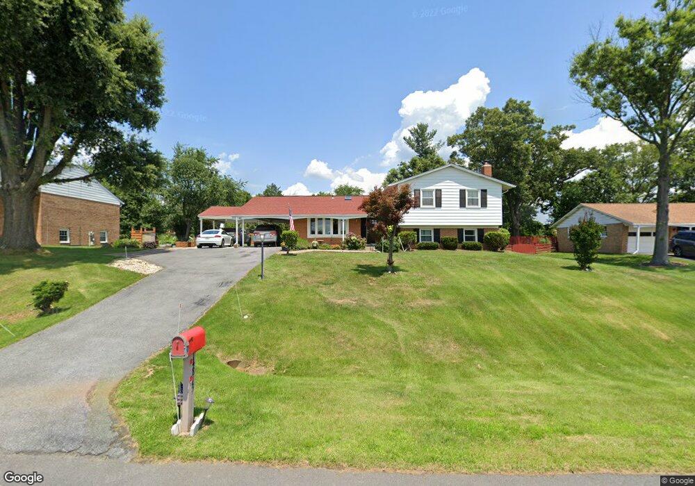 14813 Perrywood Dr, Burtonsville, MD 20866 - photo 1