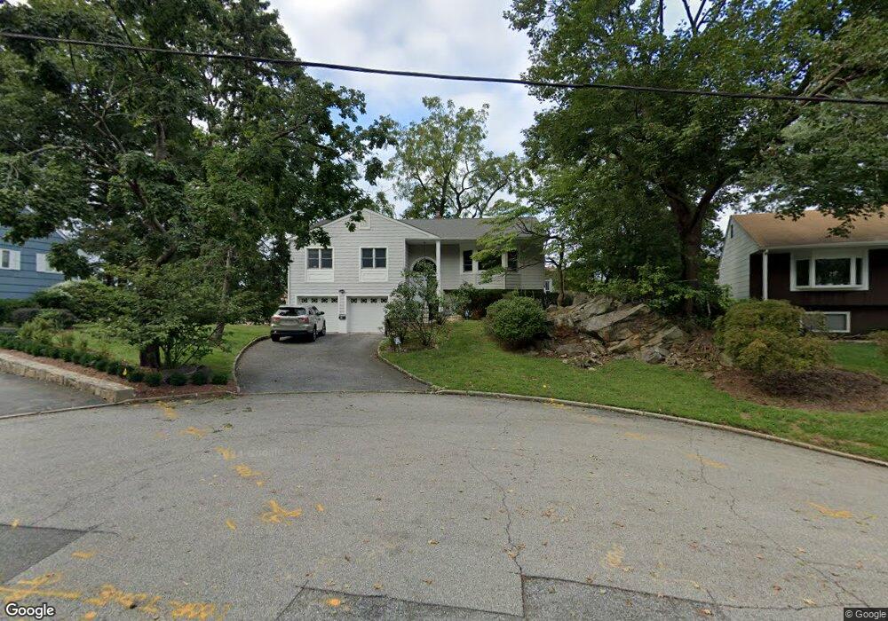 18 Crescent Ln, Dobbs Ferry, NY 10522 - photo 1