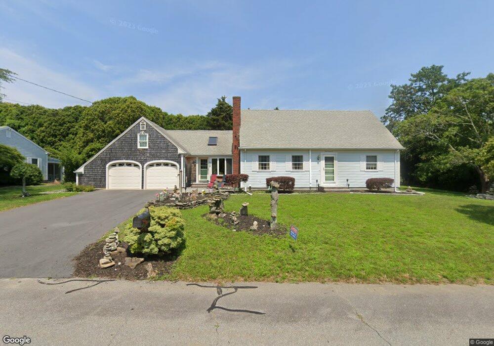 1 Crocker St, South Dartmouth, MA 02748 - photo 1