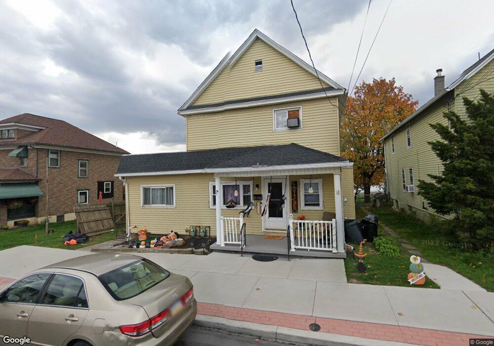 721 Dunmore St, Throop, PA 18512 - photo 1