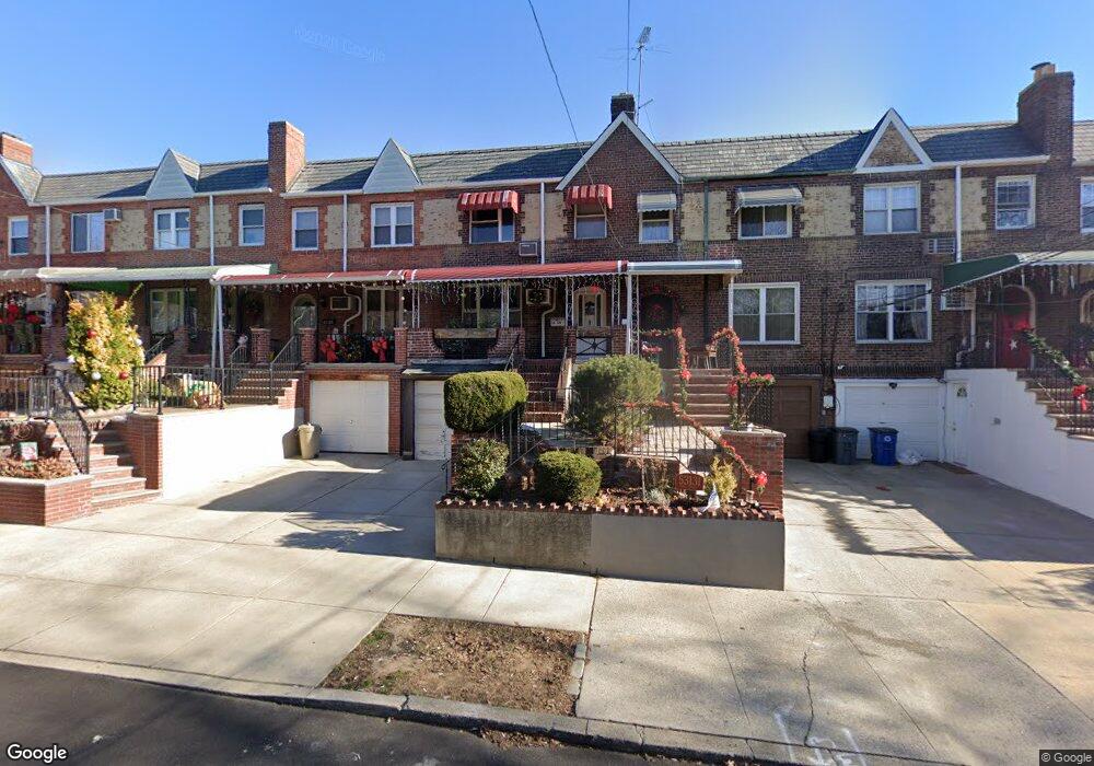 53129 63rd St, Maspeth, NY 11378 - photo 1