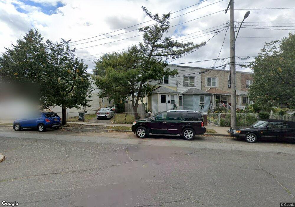 11850 155th St, Jamaica, NY 11434 - photo 1