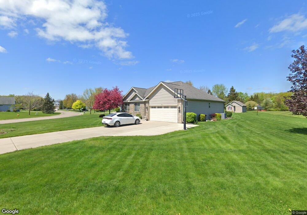 7078 Crosswinds Dr, Swartz Creek, MI 48473 - photo 1