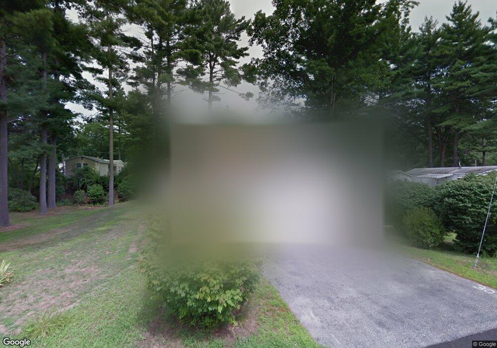 4 Hawthorne Ln, Nashua, NH 03062 - photo 1