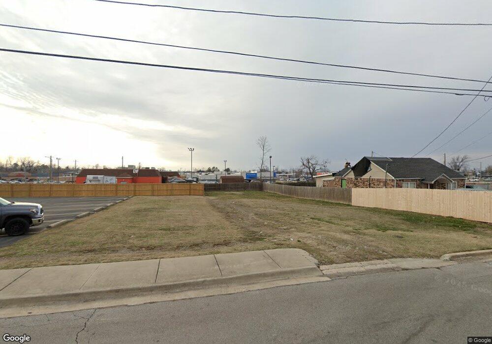 210 S 7th St, Rogers, AR 72756 - photo 1