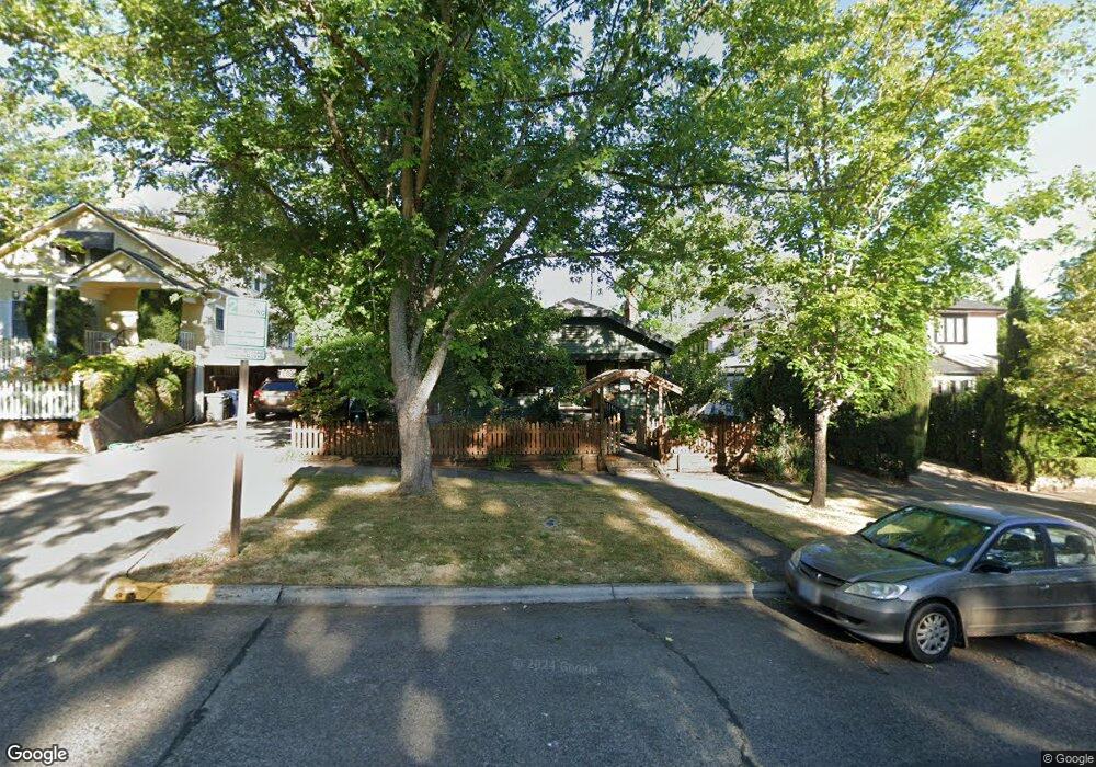 2002 Moss St, Eugene, OR 97403 - photo 1