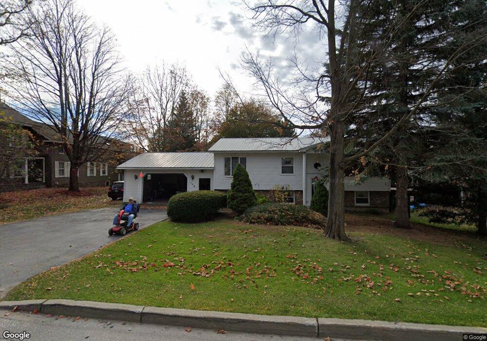 146 Congress St, Saint Albans, VT 05478 - photo 1