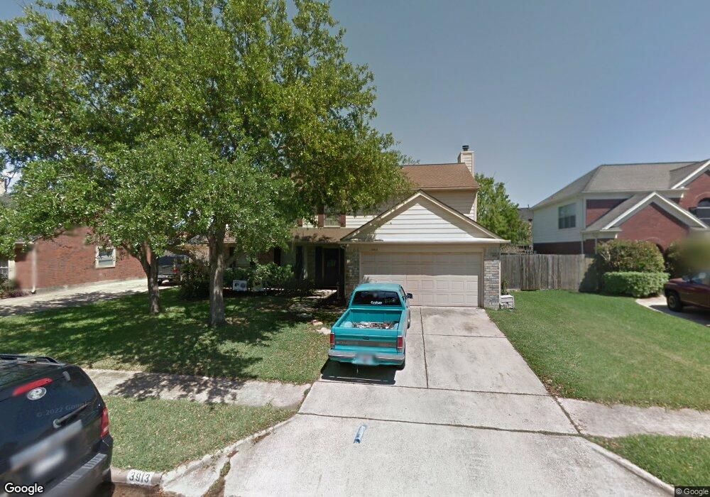 3913 Hazelwood Dr, Pearland, TX 77584 - photo 1