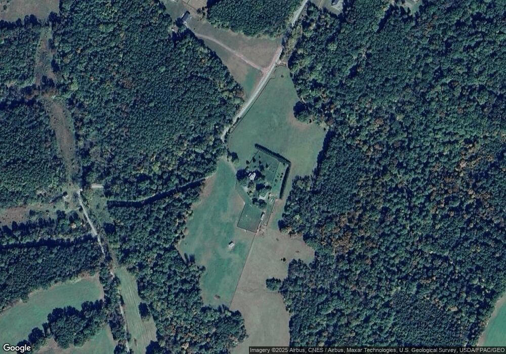 756 New Hope Rd, Cross Junction, VA 22625 - photo 1