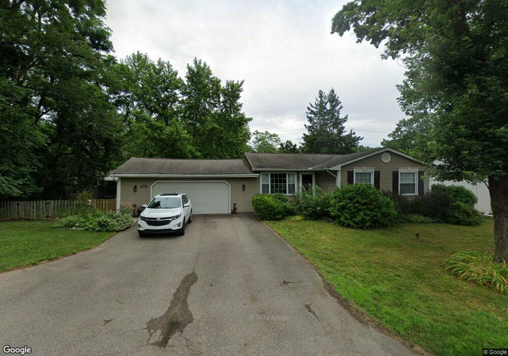 4041 Crystal St, West Bloomfield, MI 48323 - photo 1