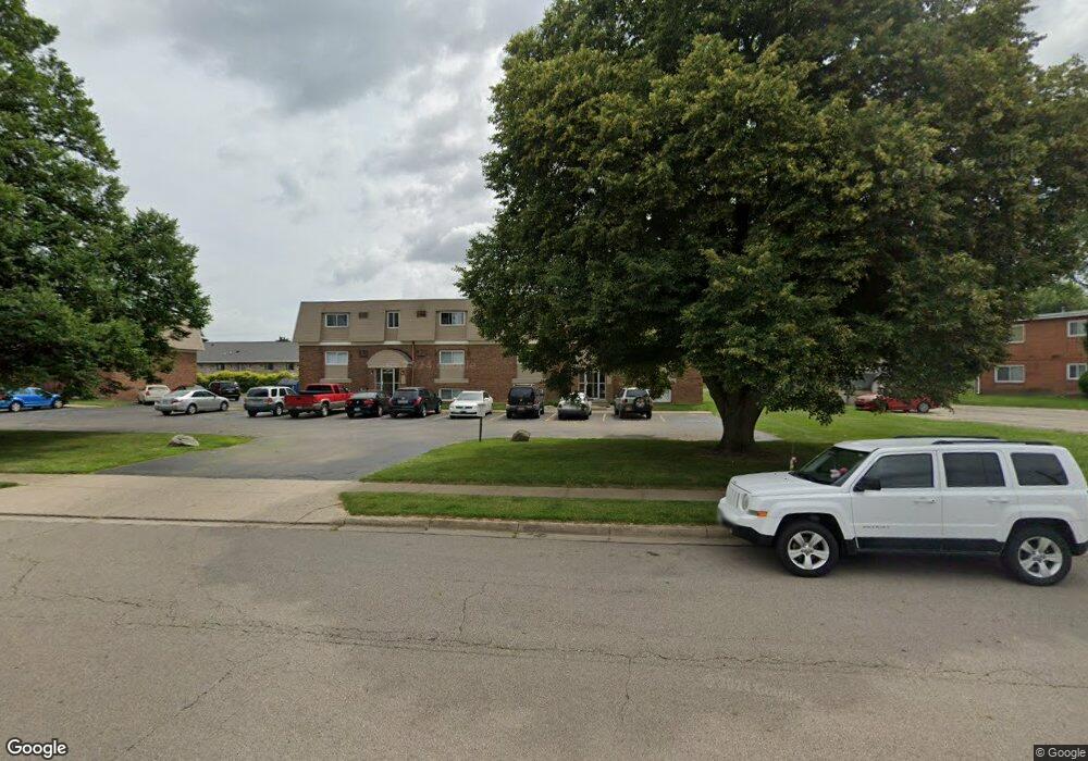 1047 Frederick Dr, Xenia, OH 45385 - photo 1