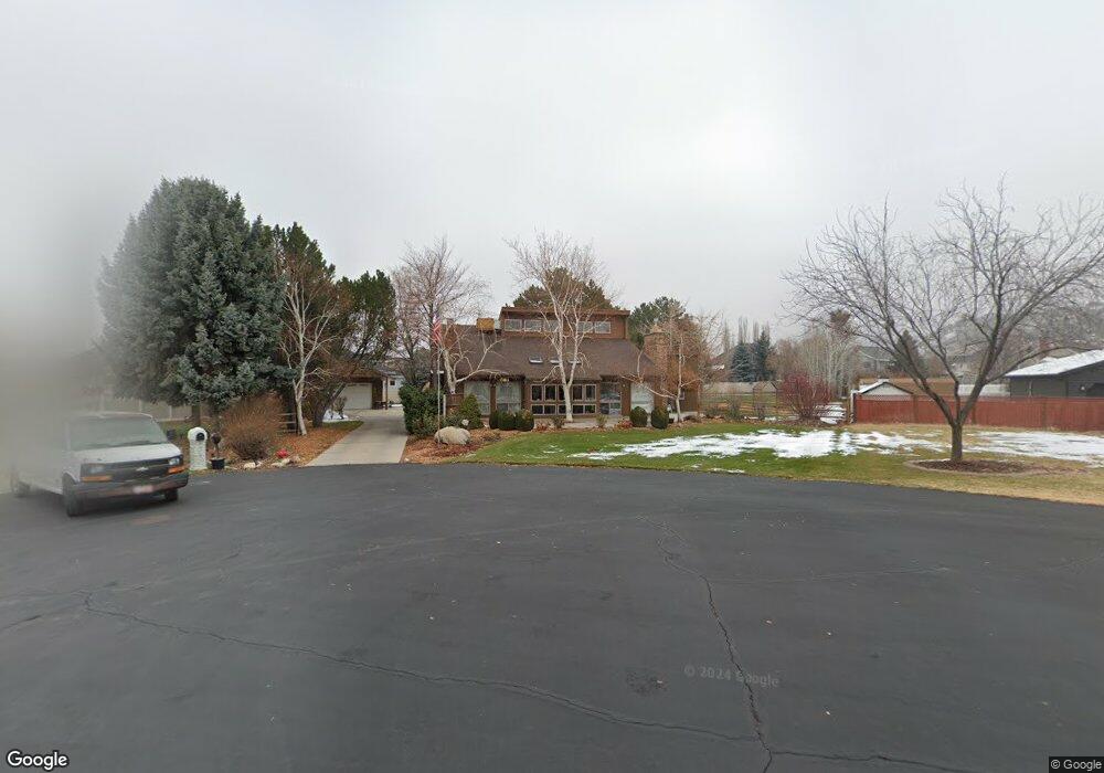 4582 W Dundee Cir, Highland, UT 84003 - photo 1