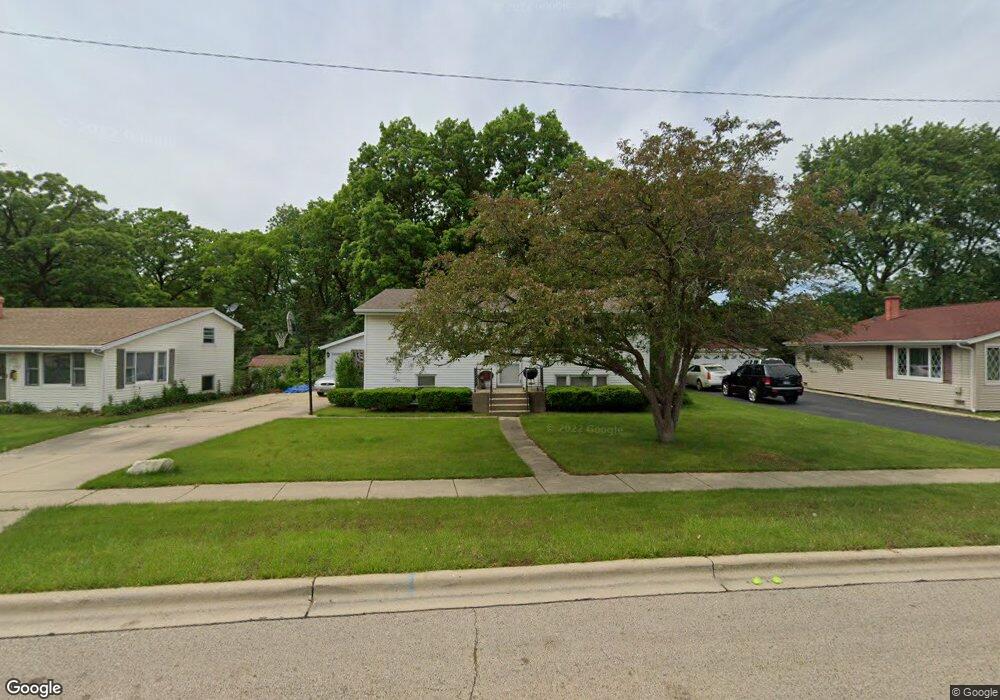 441 Tulsa Ave, Carpentersville, IL 60110 - photo 1