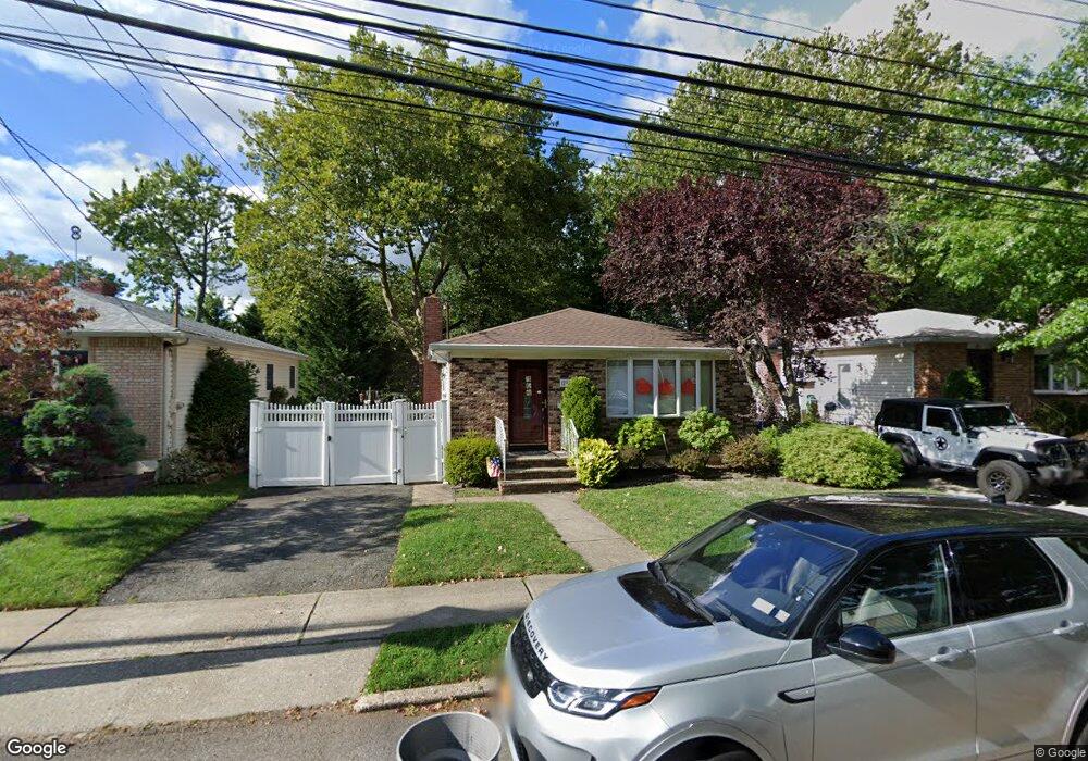 79 Leslie Ave, Staten Island, NY 10305 - photo 1