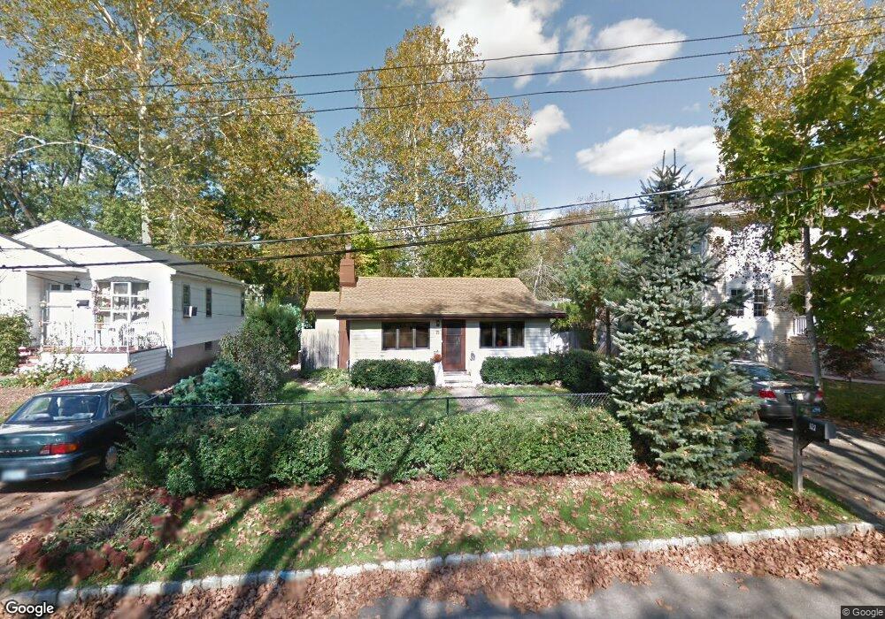 19 Mohican Place, Lake Hiawatha, NJ 07034 - photo 1