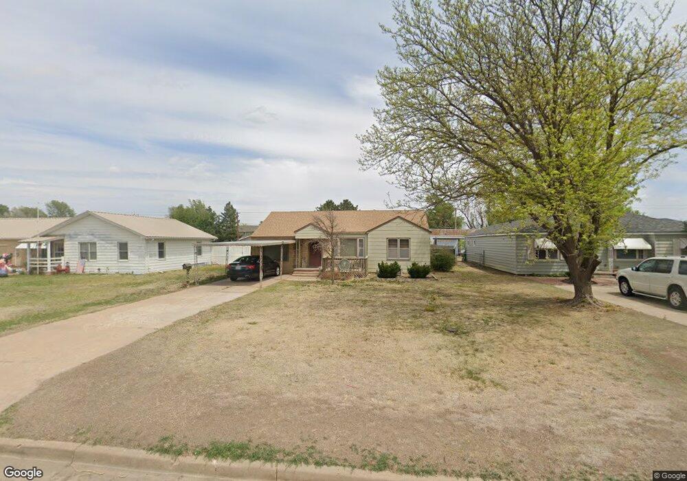 1016 S Harrison St, Hugoton, KS 67951 - photo 1