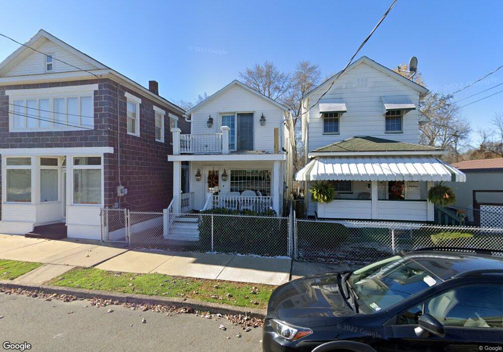 217 Center St, Nanticoke, PA 18634 - photo 1