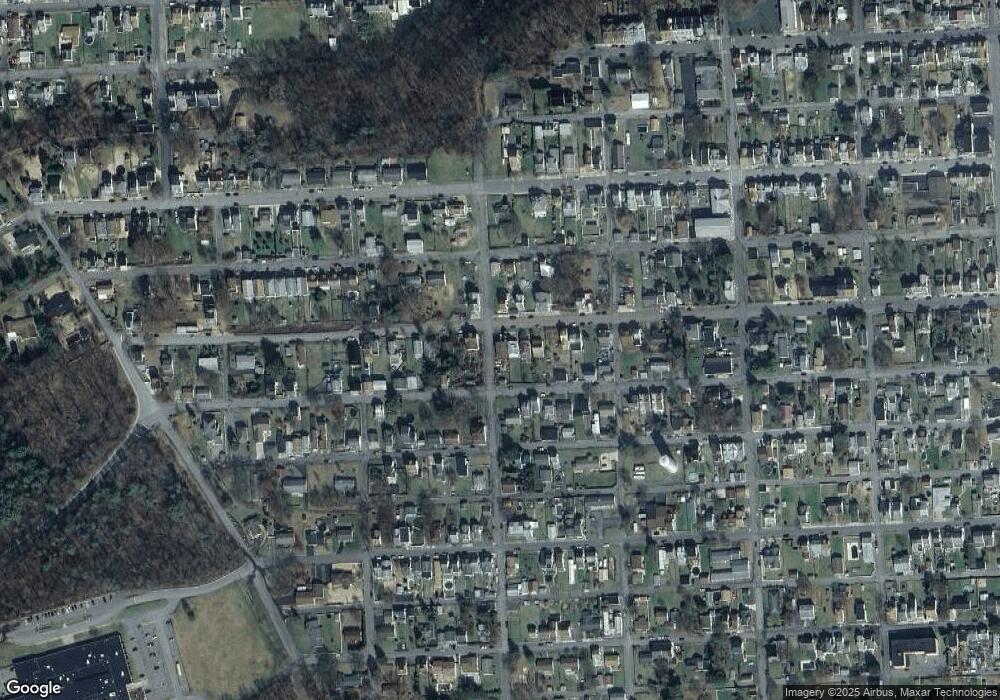 1440 W Mulberry St, Coal Township, PA 17866 - photo 1