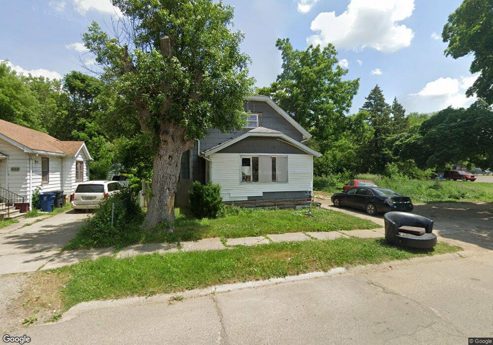 1918 Maplewood Ave, Flint, MI 48506 - photo 1