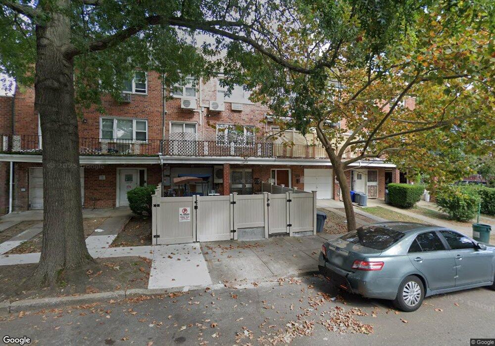 14439 75th Rd unit 3Fl, Flushing, NY 11367 - photo 1