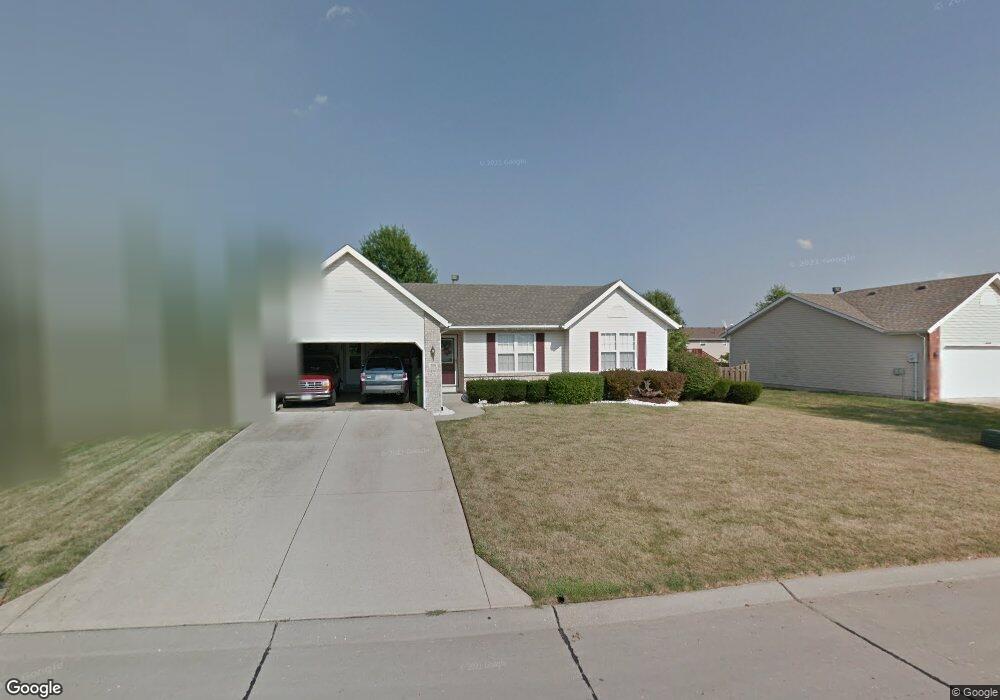 709 Copper Line Rd, Maryville, IL 62062 - photo 1