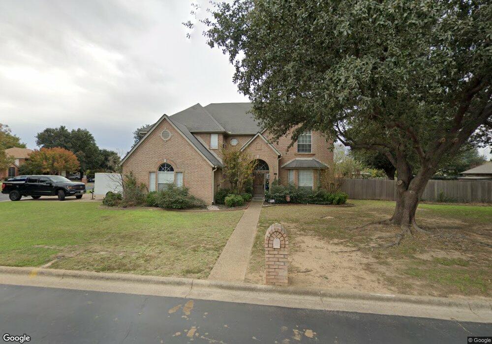 717 Tradonna Ln, Hurst, TX 76054 - photo 1