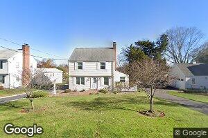 49 South St, Fairfield, CT 06824