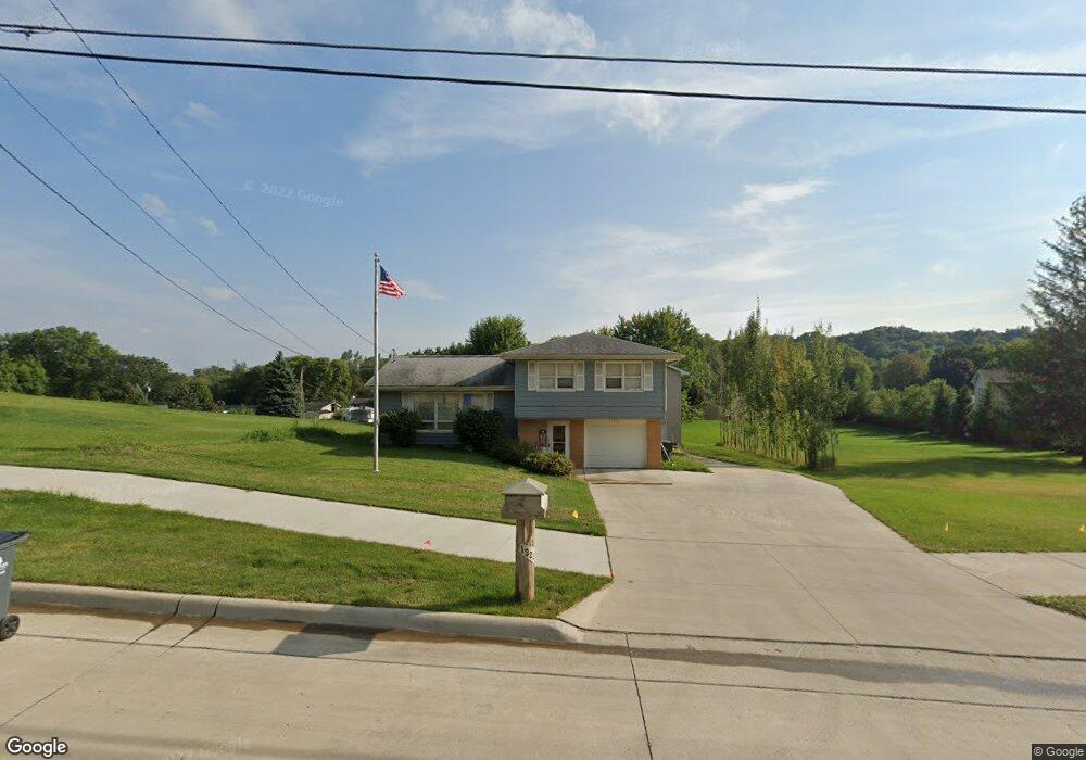 1323 O Ave NW, Cedar Rapids, IA 52405 - photo 1