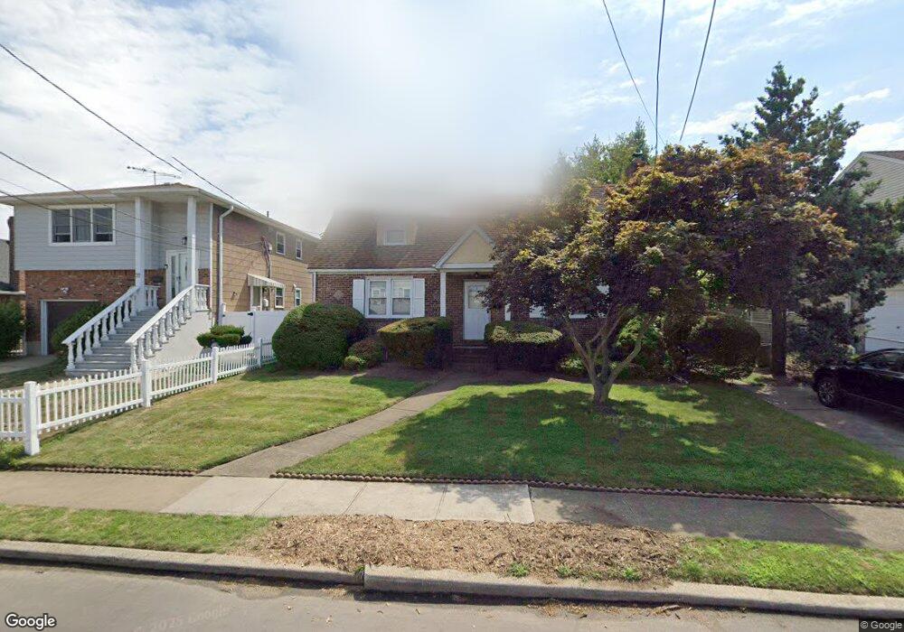 47 Commonwealth St, Franklin Square, NY 11010 - photo 1