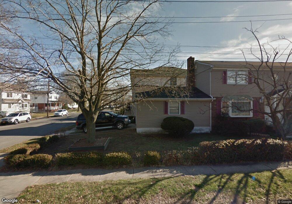 266 Montreal Ave, Staten Island, NY 10306 - photo 1