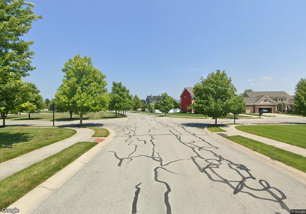 13082 Heatherfield Dr, Fishers, IN 46038 - photo 1