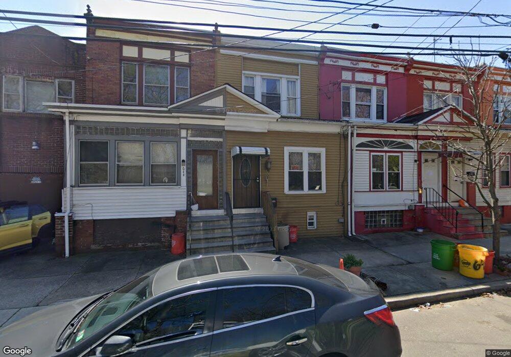 642 Erie St, Camden, NJ 08102 - photo 1