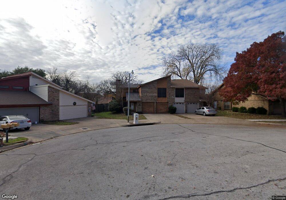 3007 Carolyn Ct, Bedford, TX 76021 - photo 1