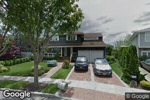 176 Bayside Dr, Atlantic Beach, NY 11509