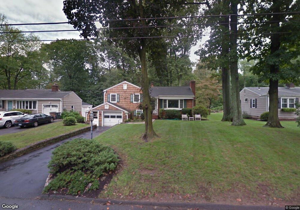 178 High Clear Dr, Stamford, CT 06905 - photo 1