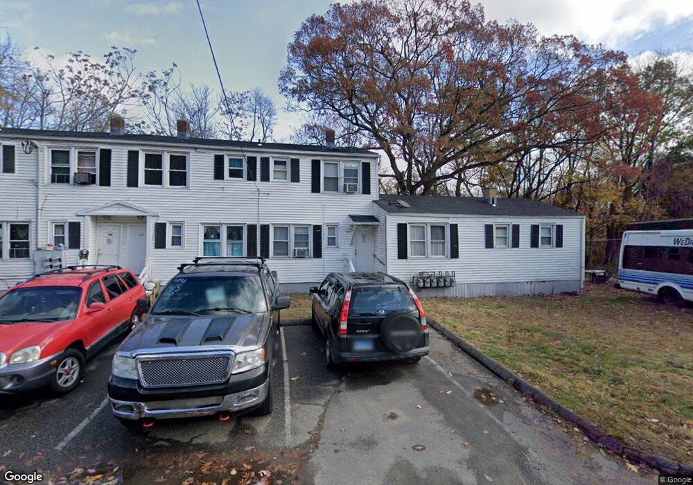 152 Proctor St unit 152, Waterbury, CT 06706 - photo 1