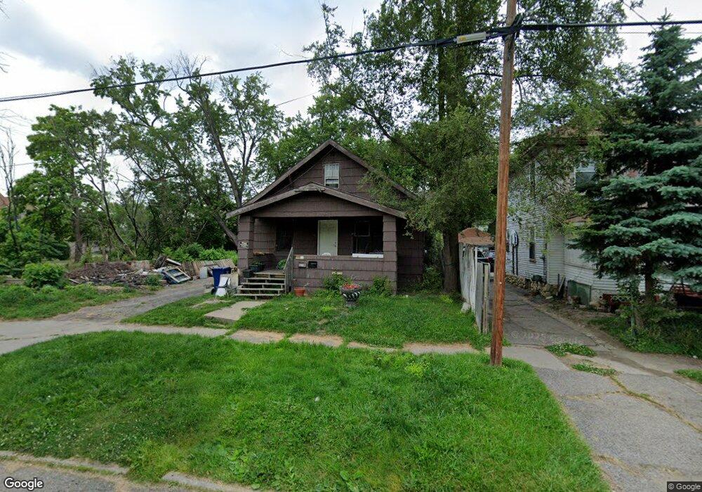 1709 Broadway Blvd, Flint, MI 48506 - photo 1