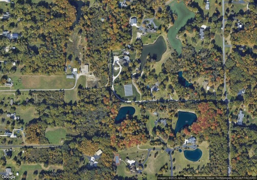 77 Hawthorne Dr, Lima, OH 45805 - photo 1