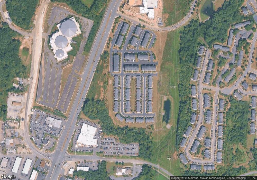 15608 John Diskin Cir, Woodbridge, VA 22191 - photo 1