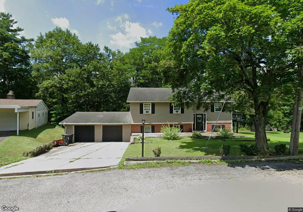 3 Locust St, Tamaqua, PA 18252 - photo 1